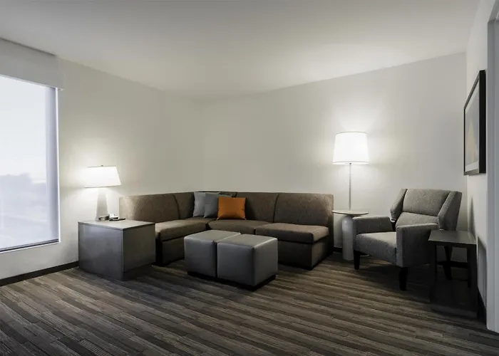 Hyatt House Sacramento Airport - Natomas Hotel
